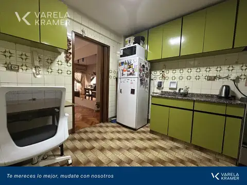 Departamento en Venta en Villa del Parque, USD 145.000