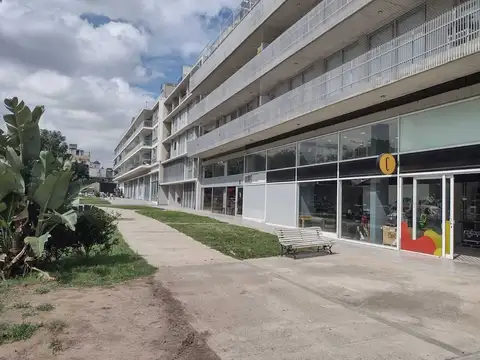 Local en Venta en Villa Urquiza, USD 620.000