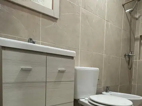 Depto Tipo Casa 3 ambientes con 2 baños