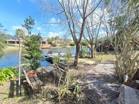 Boulevard de Todos los Santos 5700