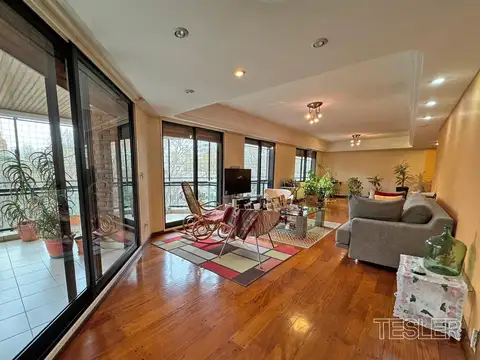 Departamento en Venta de 5 ambientes