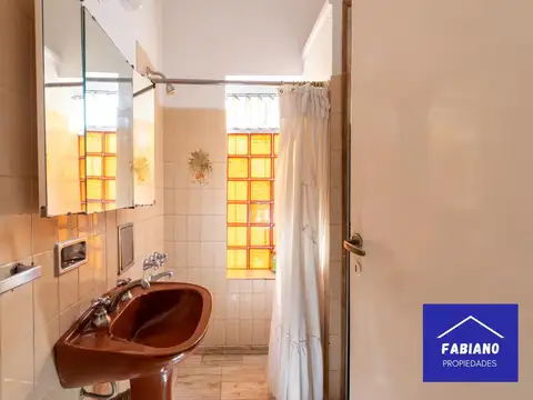 Apto Credito! Casa para dos familias.