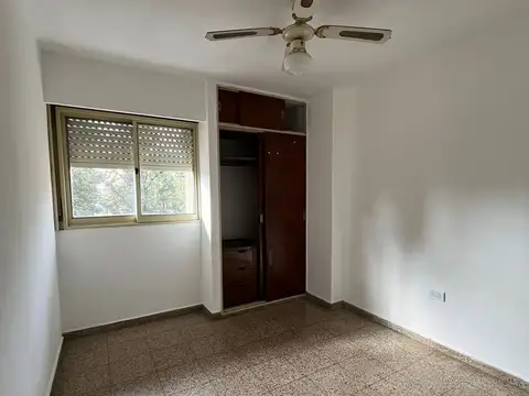 SE VENDE DEPTO AV GRAL PAZ UN DORMI CON BALCON