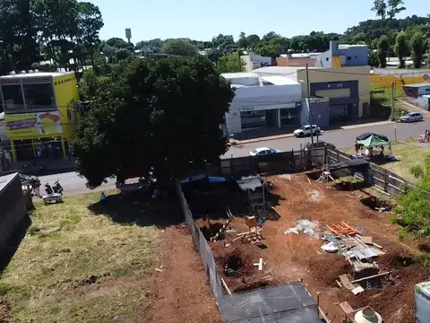 LOCALES A ESTRENAR . Av. 147 Frente al Macro