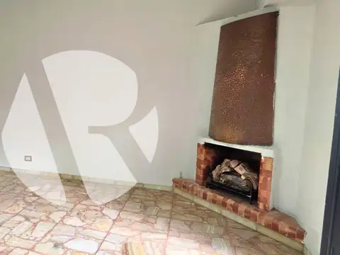 Depto Tipo Casa en Venta en Lomas del Mirador, USD 75.000
