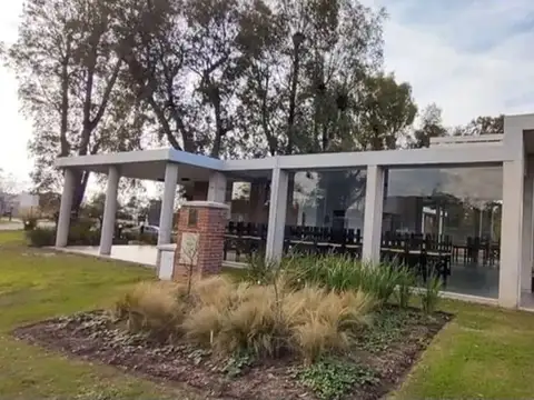 Terreno en Venta 15  mts Frente