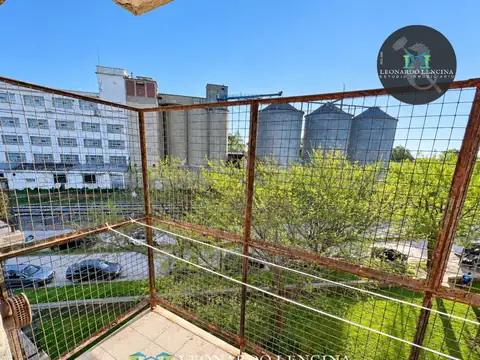 Departamento en Alquiler en Sarmiento, $ 700.000