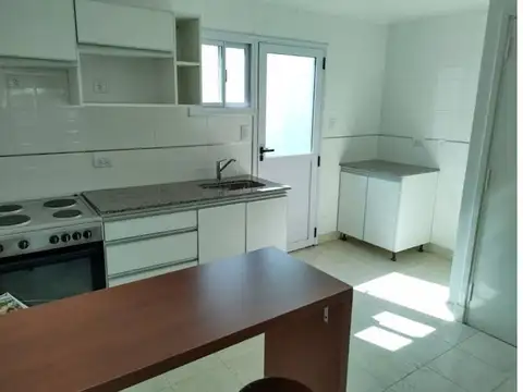 Dúplex en venta de 2 dormitorios en Barrio San Juan