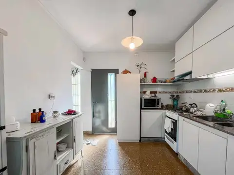 CASAS 4 DORMITORIOS EN VENTA VILLA CASTELS