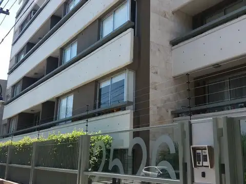 Avenida Peron al 2500