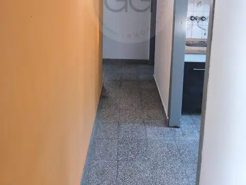 Casa en Alquiler con 1 cochera