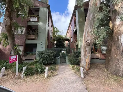Departamento en venta c/ cochera en Centro