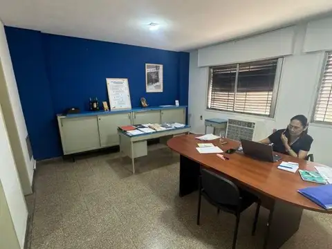 PISO COMPLETO EN VENTA - MAIPU 35 - ZONA BANCARIA