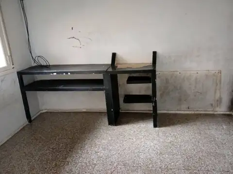 Avenida Eva Perón 500, Piso 1