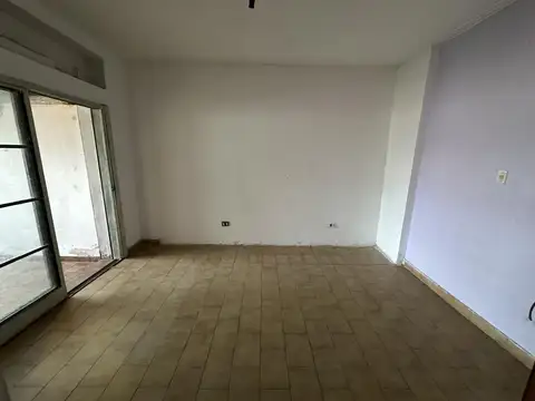 Depto Tipo Casa en Venta en La Plata, USD 33.000