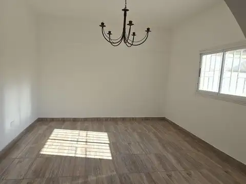 Departamento 5 ambientes con 1 baño