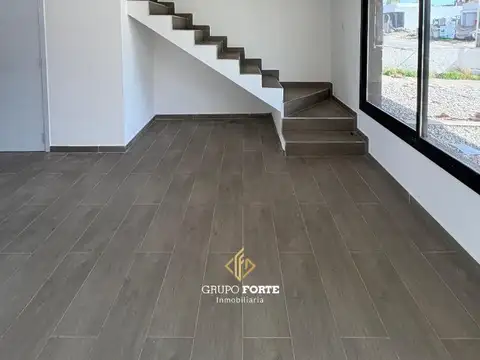 Casa 3 ambientes con 2 baños