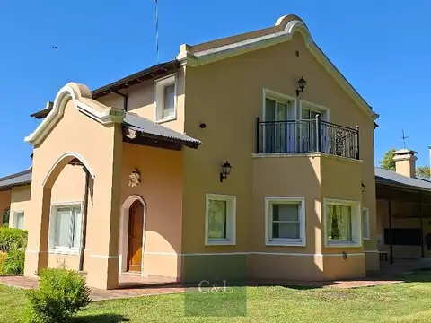 Casa Monoambiente con 5 baños