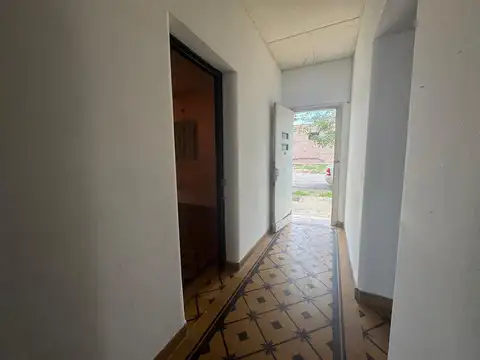 VENTA LOTE CON CASA MIXTA GUAYMALLÉN