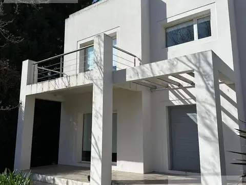 Av. Fleming 691 COUNTRY SIERRAS DEL TANDIL