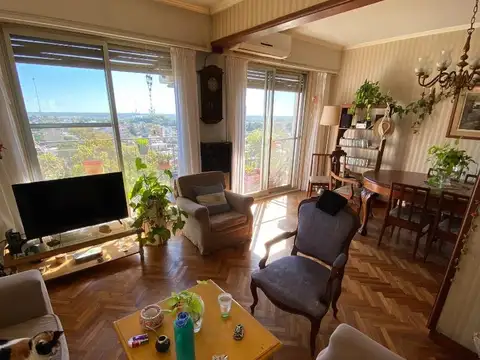 Departamento en Alquiler de 3 dormitorios