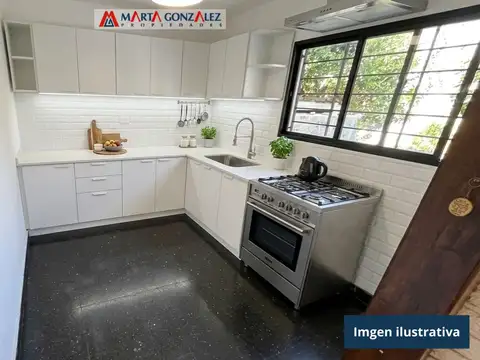 Depto Tipo Casa en Venta 40 años