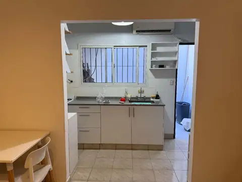 Depto Tipo Casa 2 ambientes con 1 baño