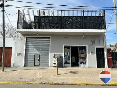 CASA Y LOCAL EN VENTA EZEIZA APTA CREDITO