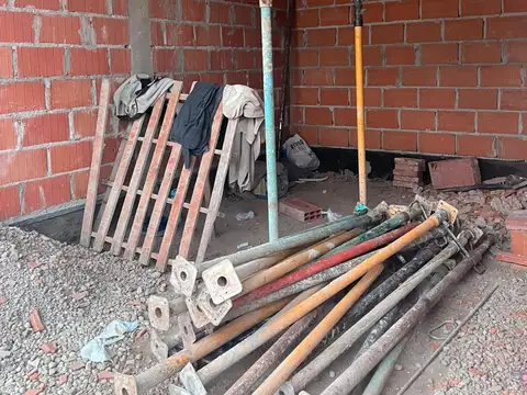 Casa 4 ambientes con 3 baños