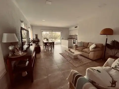 Casa en Alquiler Temporal en La Cañada - Los Arces, USD 2.500