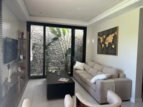 Casa en Venta en Nuevo Quilmes, USD 1.200.000