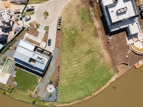 Terreno en Venta de 1677,0 m2