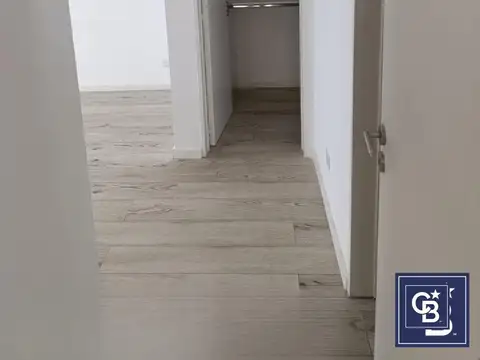 Departamento en Alquiler con 2 cocheras