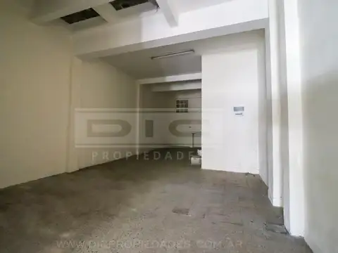 Local en Venta 50 años