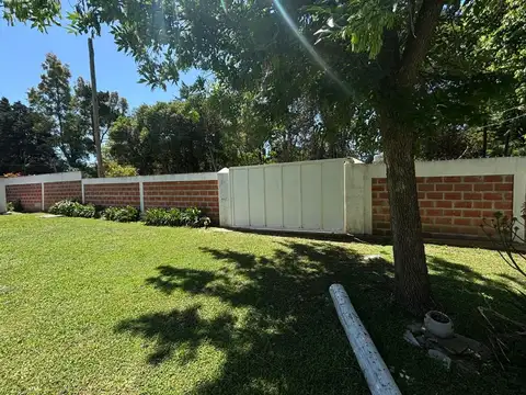 Casa 3 ambientes con 2 baños
