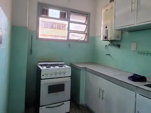 Departamento en Alquiler en Floresta, $ 500.000