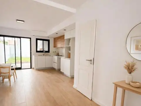 Dúplex de 5 ambientes en Venta en Munro.
