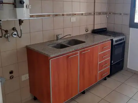 Departamento en Alquiler en Plaza Azcuenaga, $ 500.000