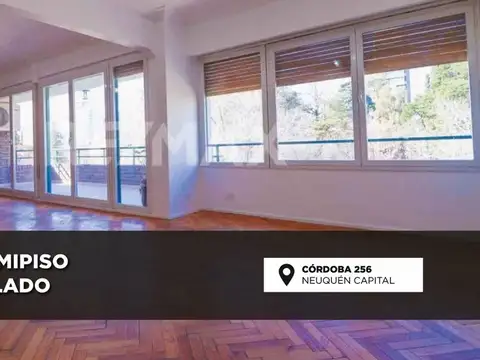 Semipiso, con balcón, cochera y baulera en venta