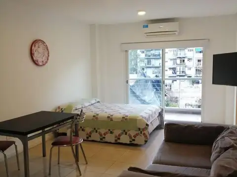 CHARCAS al 4600, 4to piso, entre Darregueyra y Fray justo Santa María de Oro