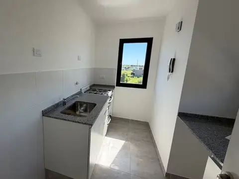 Departamento en Alquiler en Fisherton, $ 600.000