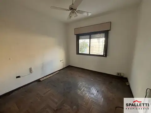 Depto Tipo Casa 4 ambientes con 2 baños