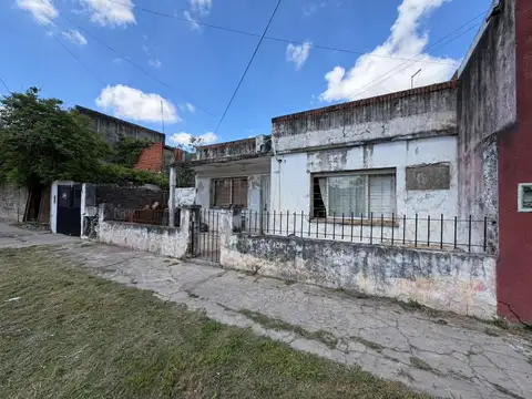 VENTA PH 3AMB AL FRENTE A RECICLAR,ZONA L.HERMOSA