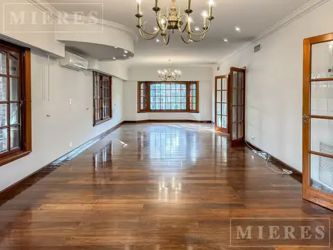 Casa en alquiler en el Barrio Las Barrancas en La Horqueta.