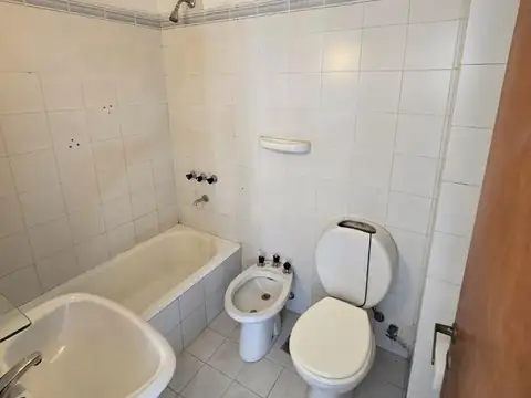 Departamento en Alquiler en Microcentro, $ 550.000