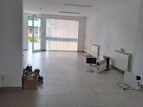 OPORTUNIDAD! VENTA DE LOCAL COMERCIAL, LOS ANTIGUOS