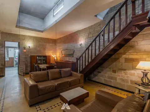 VENTA 2 CASAS 5 DORMITORIOS NUEVO PARIS