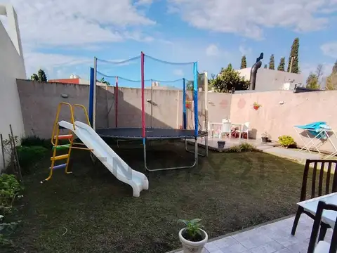 45 e/ 136 y 137 2000, Piso 0