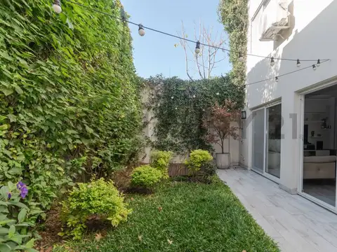 Venta PH 4 Amb con Jardín, Terraza, Baulera y Cochera en Villa Santa Rita