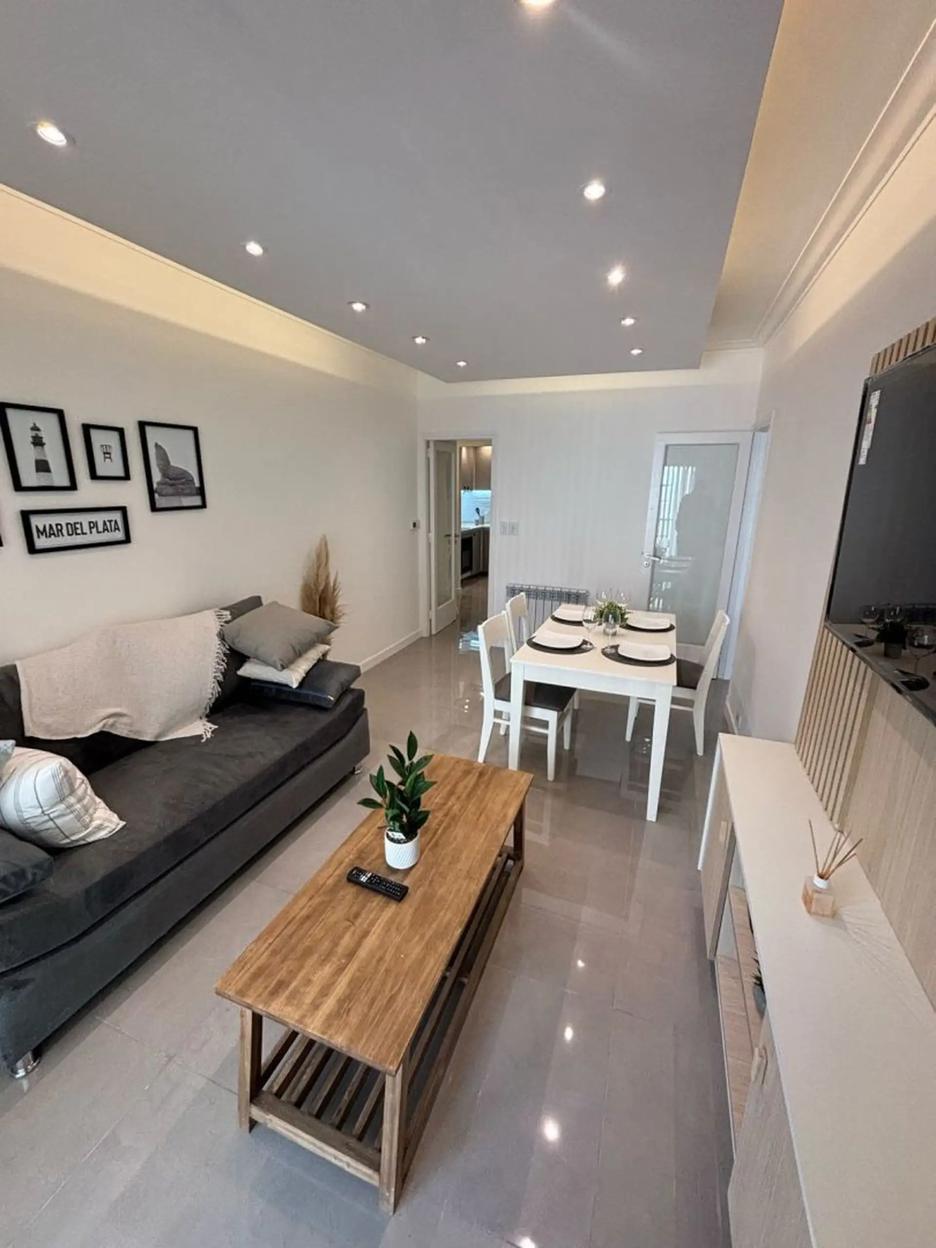Departamento 3 amb, 72m² en Macrocentro con balcón y vista al mar